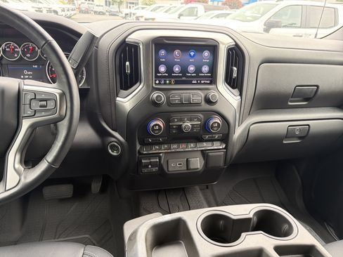 Used 2019 Chevrolet Silverado 1500 RST AWD/4WD image 31