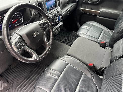 Used 2021 Chevrolet Silverado 1500 RST image 4