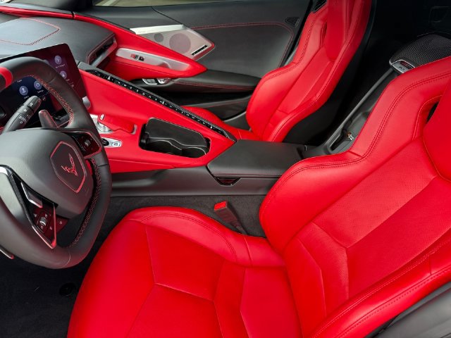 Used 2023 Chevrolet Corvette Stingray Preferred Cpe w/ Z51 Performance Package RWD image 10