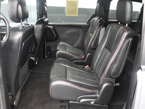 Used 2019 Dodge Grand Caravan GT FWD image 11
