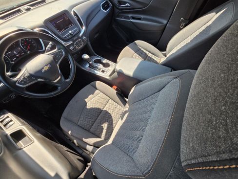 Used 2024 Chevrolet Equinox LT FWD image 9