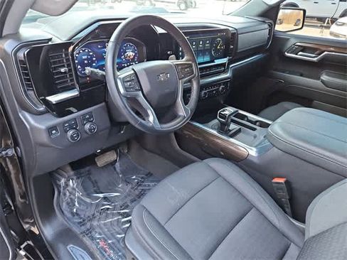 Used 2024 Chevrolet Silverado 1500 LT Trail Boss w/ Protection Package image 10