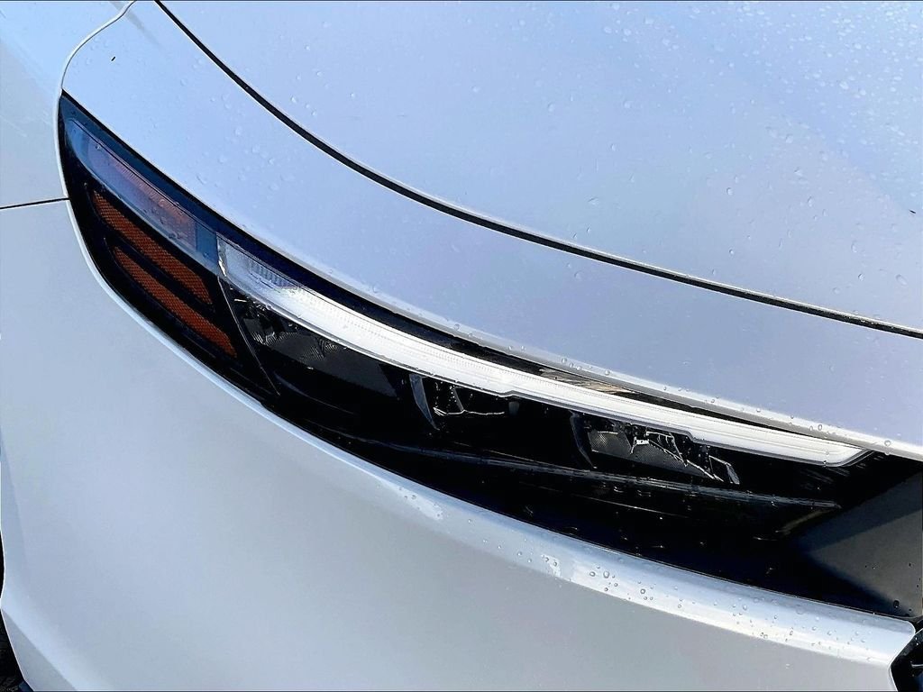 Used 2024 Honda Accord EX image 31