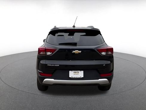 Used 2025 Chevrolet TrailBlazer LT FWD image 12