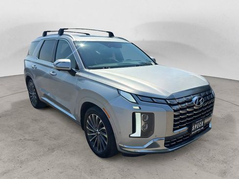 Used 2023 Hyundai Palisade Calligraphy w/ Winter Package AWD/4WD image 7