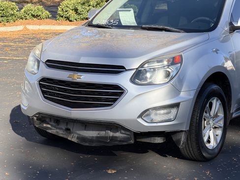 Used 2017 Chevrolet Equinox LT w/ Convenience Package FWD image 10