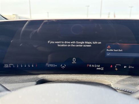 Used 2025 Cadillac XT4 Sport image 11