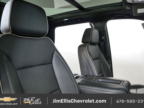 Certified 2023 Chevrolet Tahoe Premier w/ Premium Package 2 AWD/4WD image 19