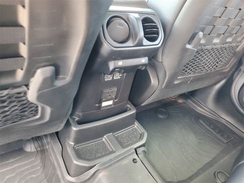 Used 2019 Jeep Wrangler Unlimited Rubicon image 10