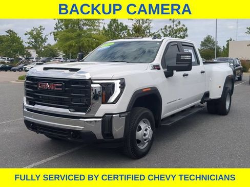 Used 2025 GMC Sierra 3500 Pro AWD/4WD image 12