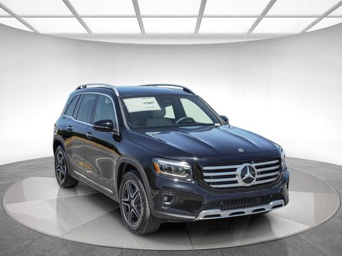 New 2026 Mercedes-Benz GLB 250 4MATIC image 5