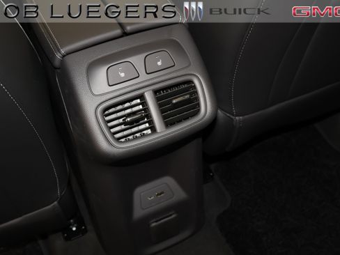 New 2026 Buick Envision Avenir image 13