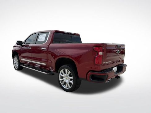 Used 2023 Chevrolet Silverado 1500 High Country w/ High Country Premium Package AWD/4WD image 11