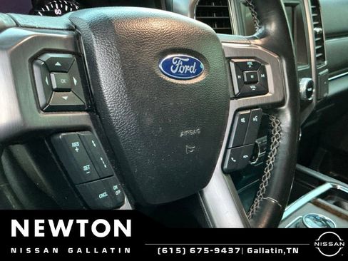Used 2019 Ford Expedition Platinum AWD/4WD image 5