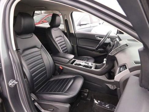 Certified 2024 Ford Edge SEL image 24