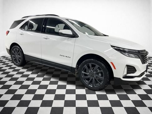 Certified 2024 Chevrolet Equinox RS image 1