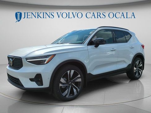 New 2026 Volvo XC40 B5 Ultra AWD/4WD image 7