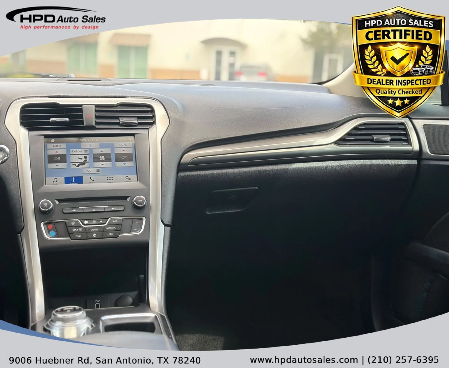 Used 2017 Ford Fusion SE w/ Equipment Group 201A FWD image 26