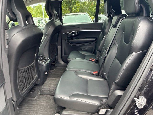 Used 2020 Volvo XC90 T5 Momentum w/ Protection Package AWD/4WD image 10