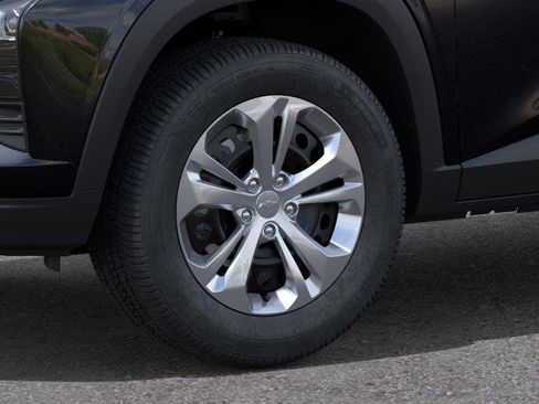 New 2026 Chevrolet Trax LS FWD image 9