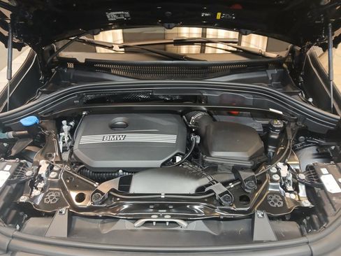 Used 2023 BMW X1 xDrive28i w/ Convenience Package AWD/4WD image 4