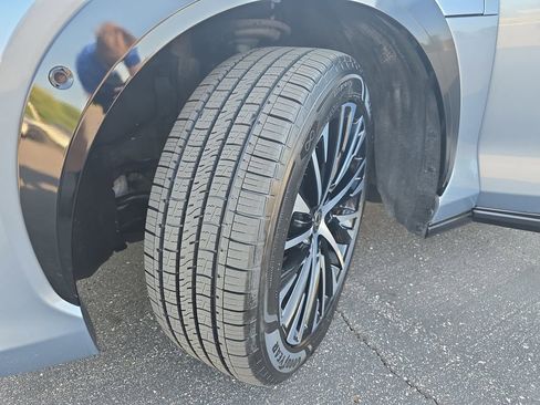 Used 2023 Lexus RZ 450e Premium image 35