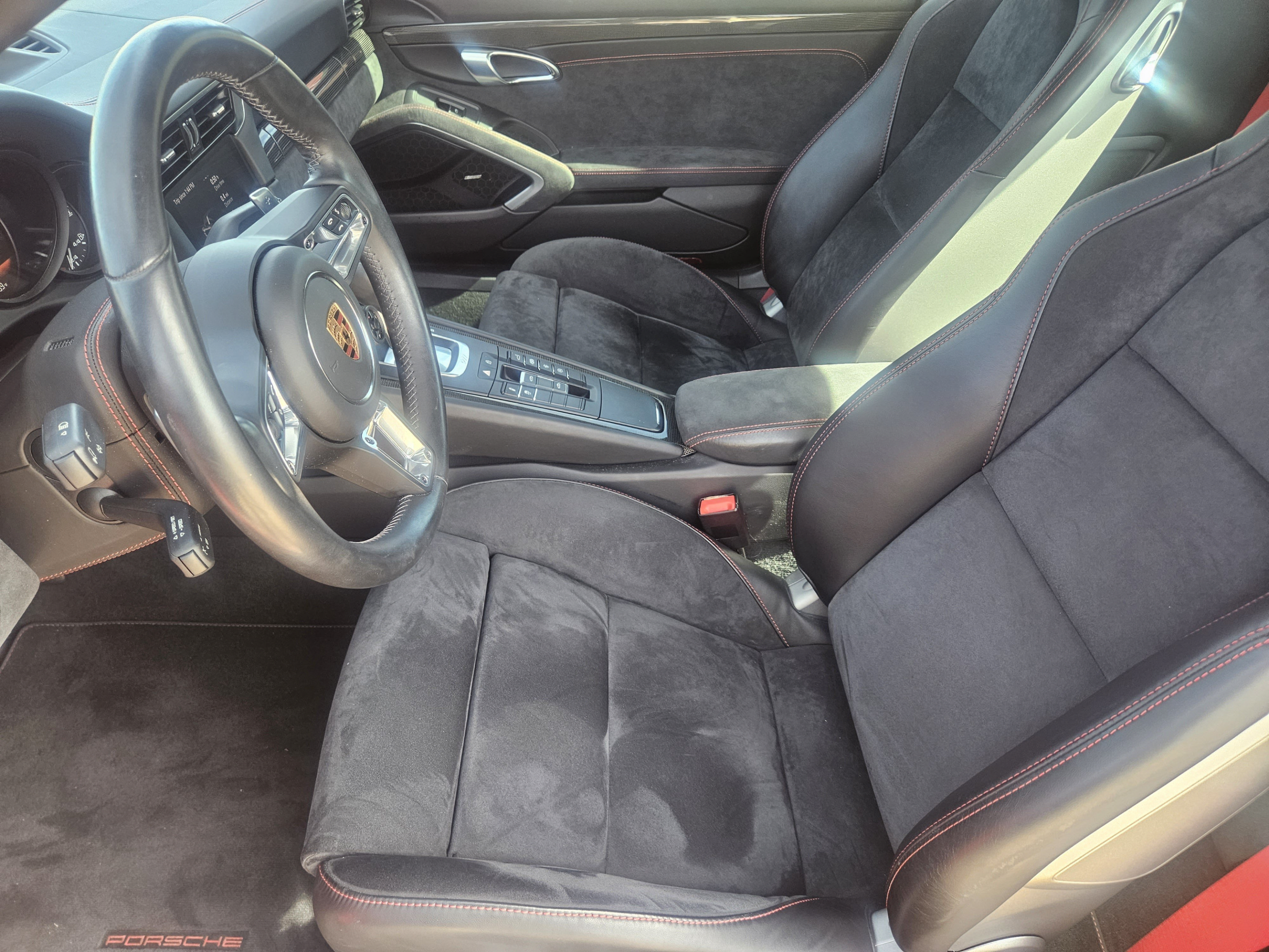 Used 2019 Porsche 911 Targa 4 GTS AWD/4WD image 5