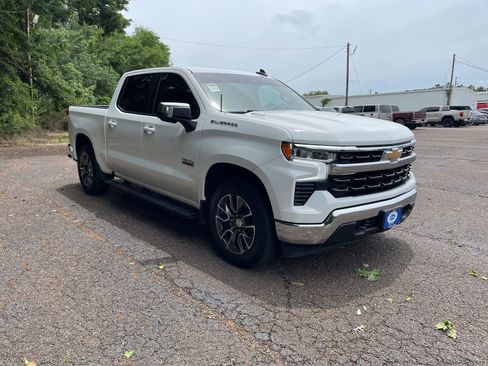 Used 2023 Chevrolet Silverado 1500 LT w/ Texas Edition Plus RWD image 7