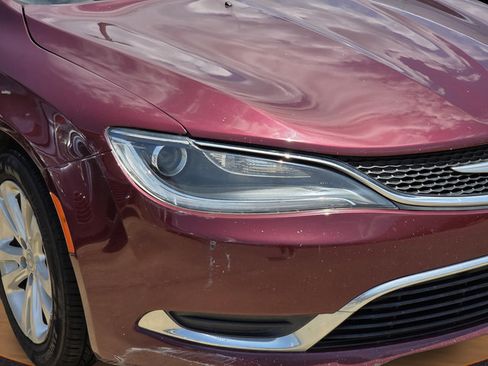 Used 2015 Chrysler 200 Limited FWD image 6