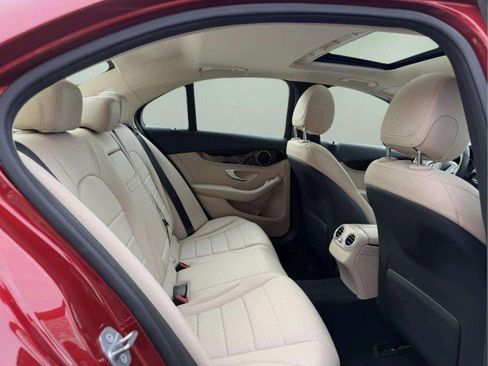 Used 2018 Mercedes-Benz C 300 4MATIC Sedan image 26