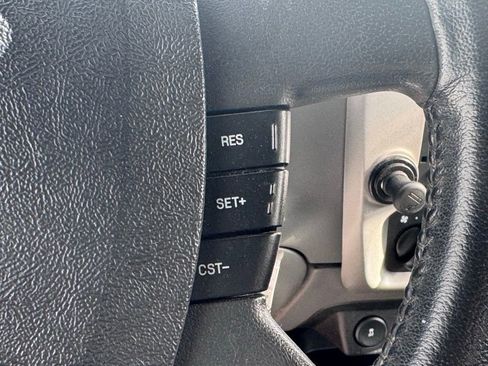 Used 2010 Ford Ranger XLT image 9