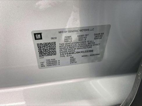 Used 2019 Cadillac Escalade ESV Luxury AWD/4WD image 33