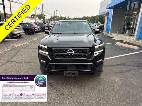 Used 2023 Nissan Frontier SV w/ Midnight Edition Package AWD/4WD image 3