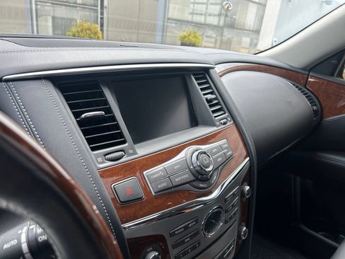 Used 2018 INFINITI QX80 2WD w/ Driver Assistance Package image 4