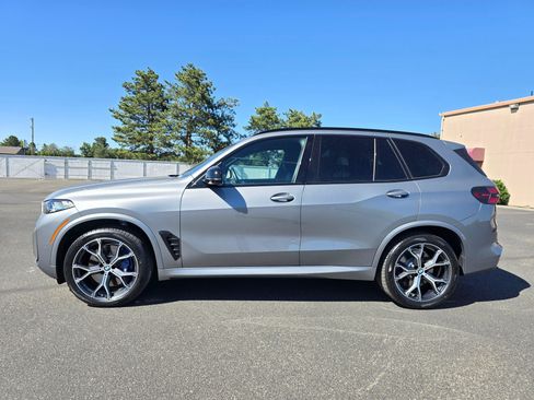 Used 2025 BMW X5 M60i AWD/4WD image 3