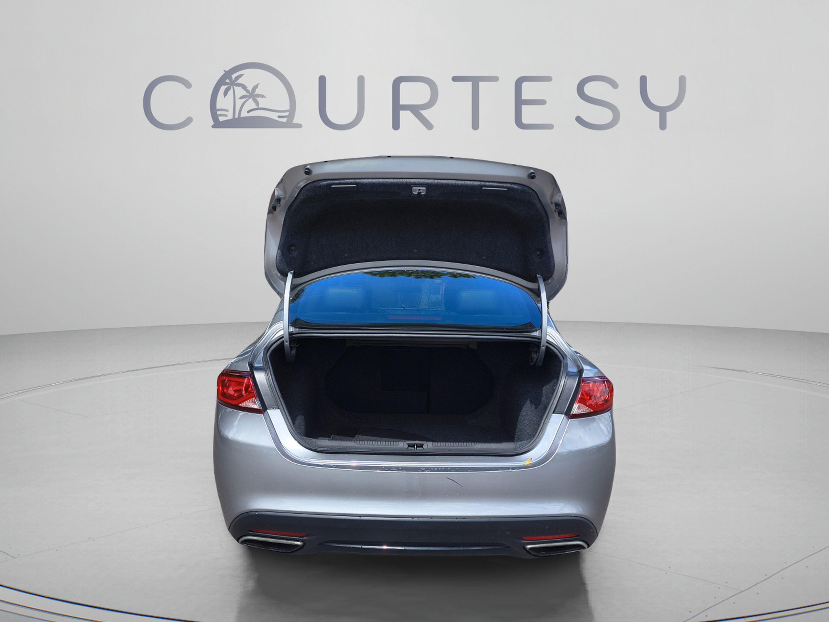 Used 2015 Chrysler 200 S w/ Comfort Group FWD image 11