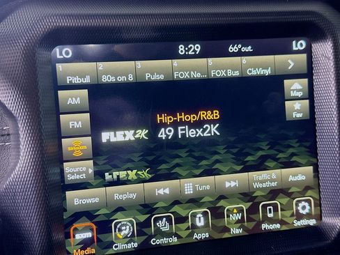 Used 2023 Jeep Wrangler Unlimited Sahara w/ Cold Weather Group AWD/4WD image 29