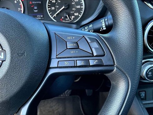 Used 2024 Nissan Sentra S image 12
