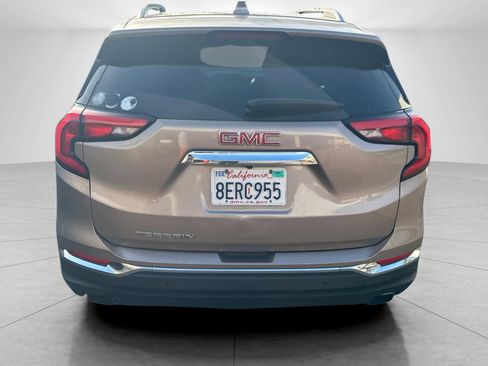 Used 2018 GMC Terrain SLT w/ Preferred Package image 5