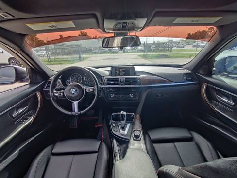 Used 2014 BMW 320i Sedan RWD image 20