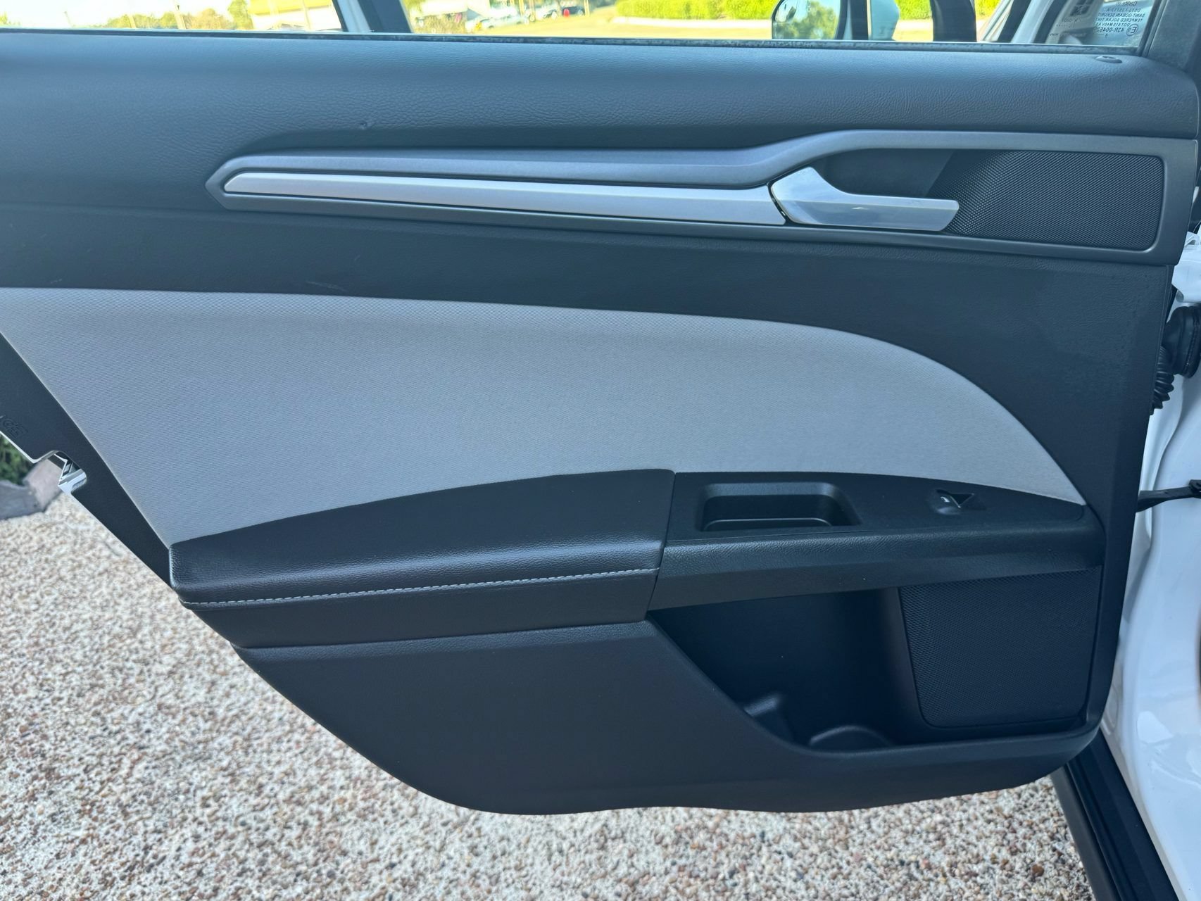 Used 2015 Ford Fusion S FWD image 26