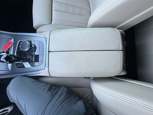 Used 2022 BMW X5 sDrive40i w/ M Sport Package image 23