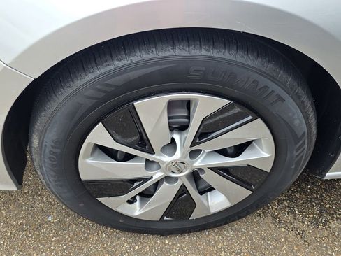 Used 2020 Nissan Altima 2.5 S FWD image 8