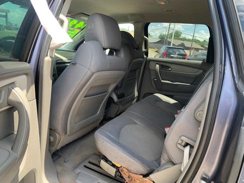 Used 2014 Chevrolet Traverse LS FWD image 11