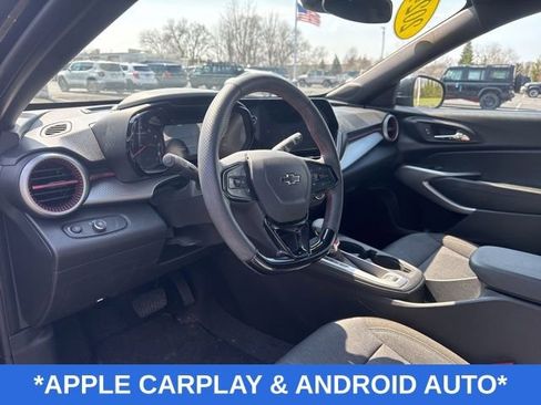 Used 2024 Chevrolet Trax RS w/ Driver Confidence Package image 7