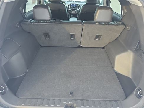 Used 2021 Chevrolet Equinox Premier image 20
