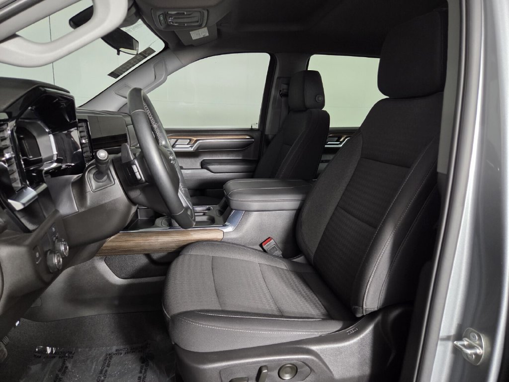 Used 2024 Chevrolet Silverado 1500 RST RWD image 10