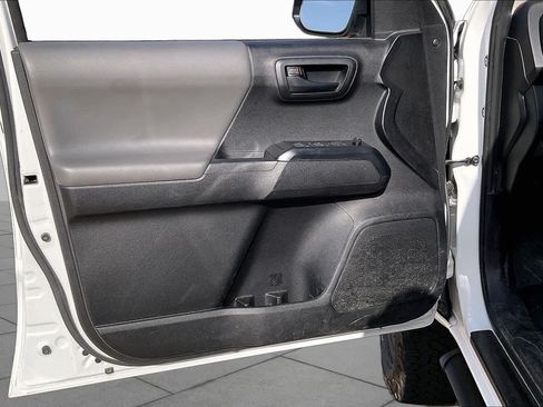 Used 2023 Toyota Tacoma SR AWD/4WD image 20