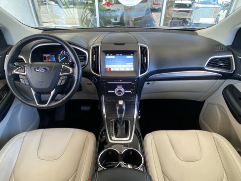 Used 2017 Ford Edge Titanium image 21