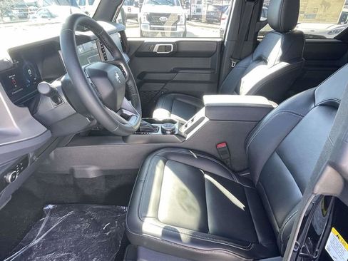 New 2025 Ford Bronco Outer Banks image 14